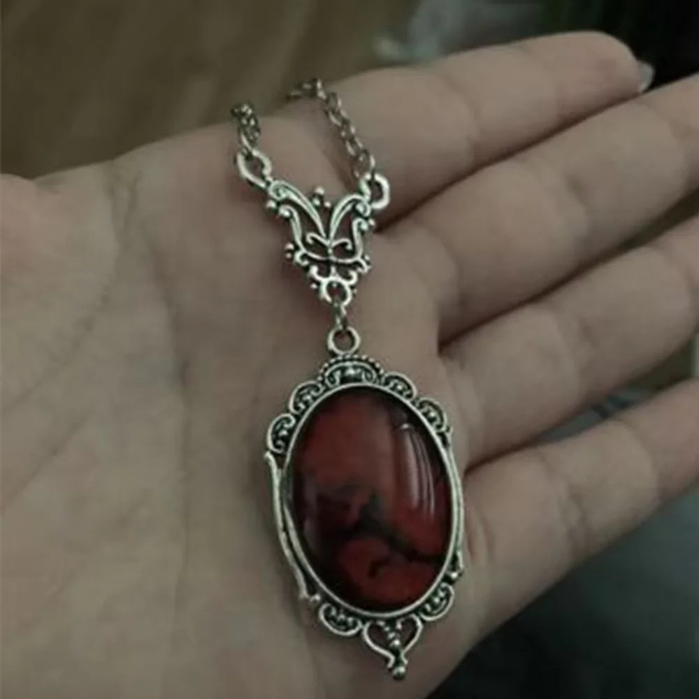 Vintage Red Stone Pendant Necklace