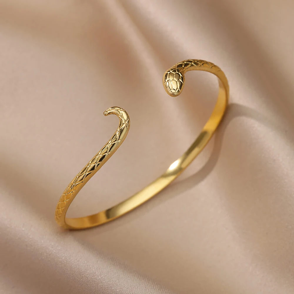 Luxury Vintage Gold Cuff