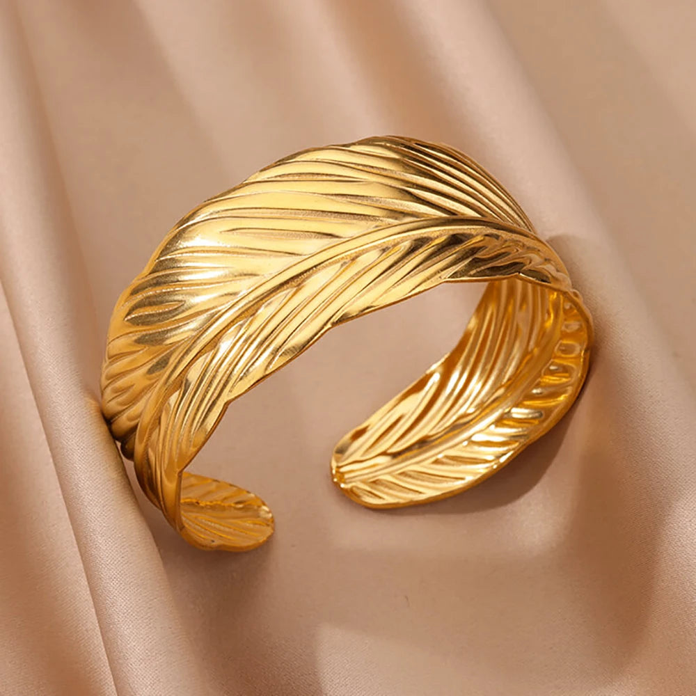 Luxury Vintage Gold Cuff
