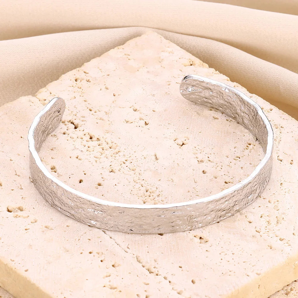 Luxury Vintage Gold Cuff