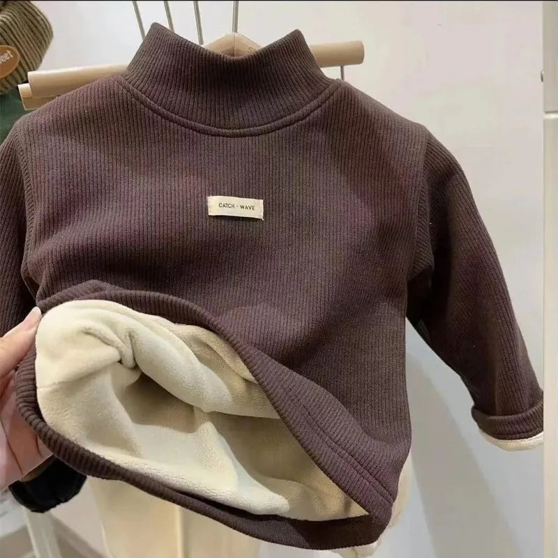 MiniMock Neck Tee