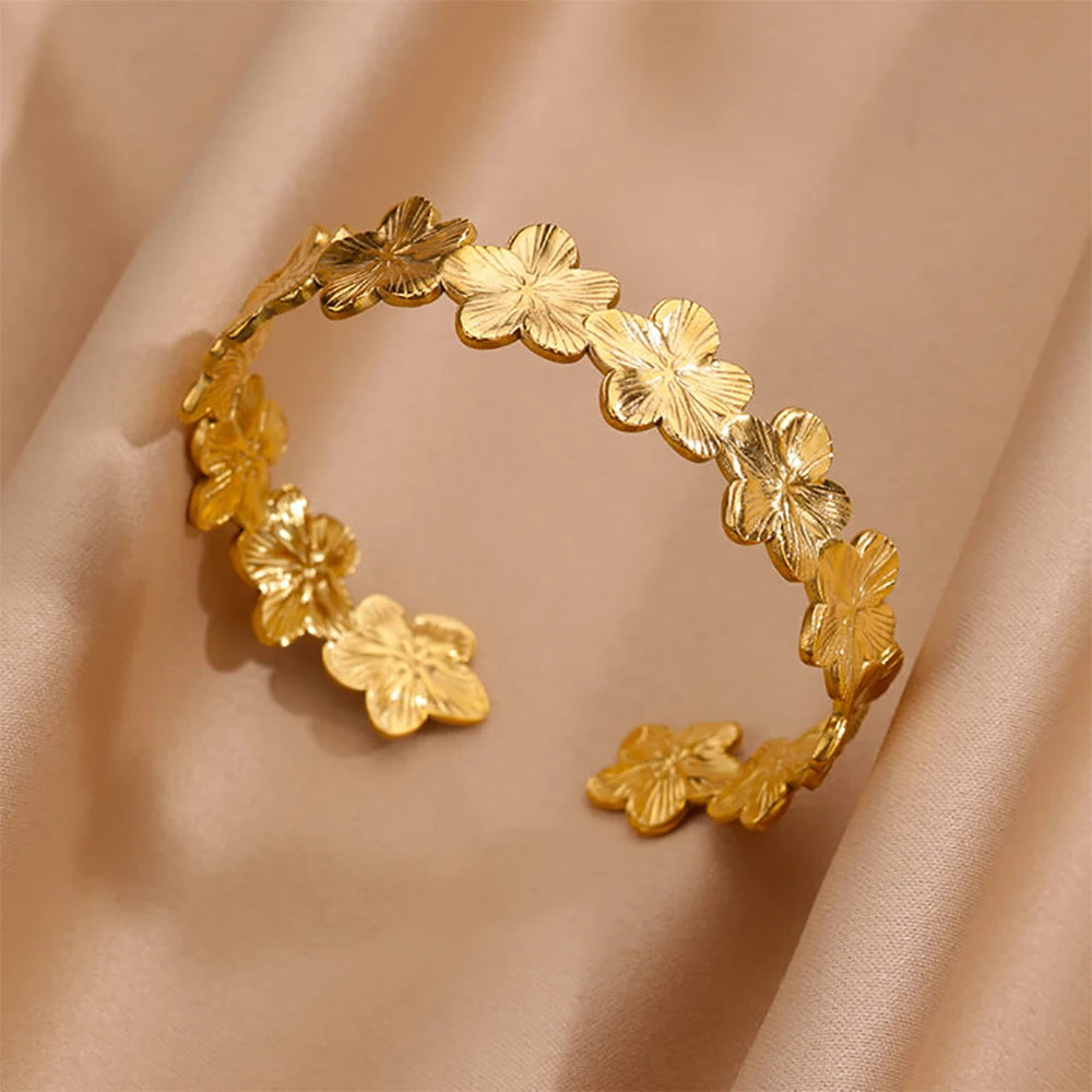 Luxury Vintage Gold Cuff