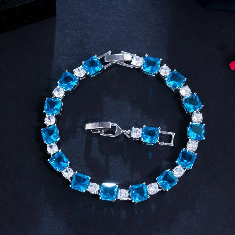 Gold Geometric Zircon Bracelet